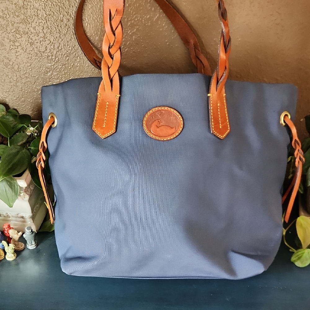 Dooney & Bourke Navy Tote Bag with Brown Leather Straps EUC